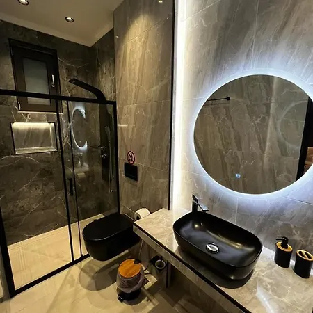 Compass Luxury Appartement