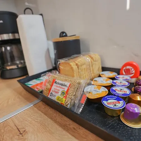 アパート Compass Luxury Rhodes City